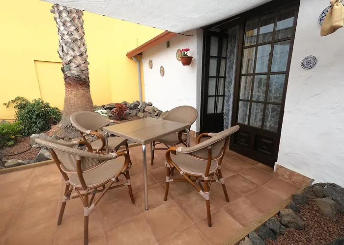 Cozy Canarian House At Lila בית נופש